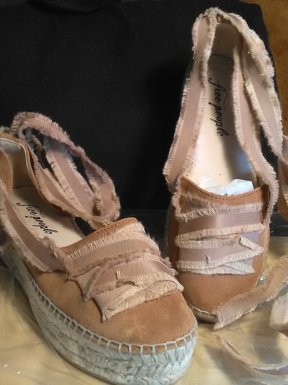 LK. NEW Free People Tan Espadrille Platform Flats RIBBON ANKLE TIE SZ 6.5/37